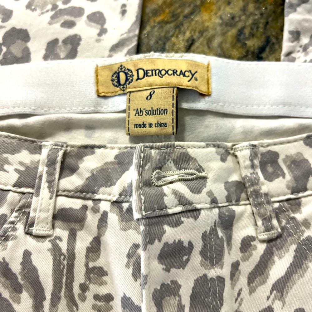 Democracy leopard print jeans